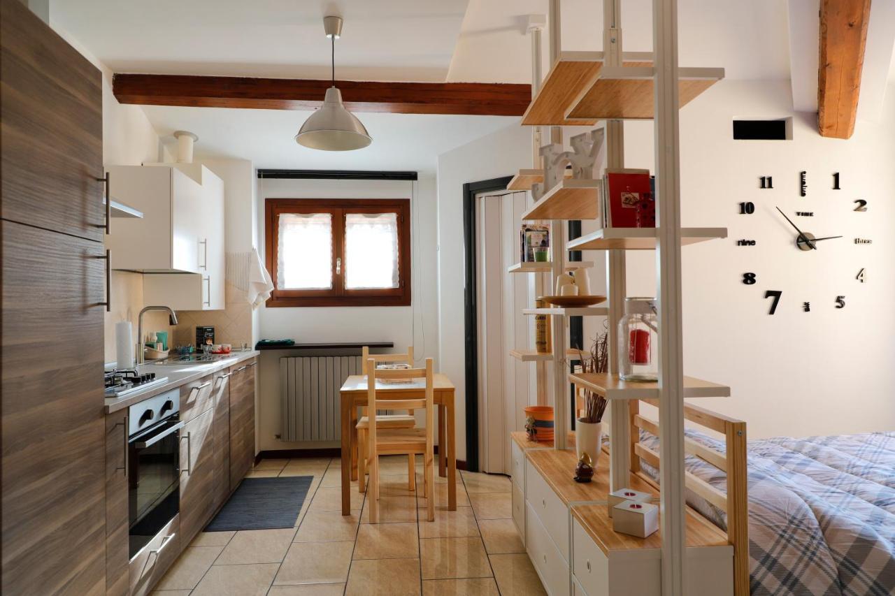 Emily House Vignola Apartment Виньола Екстериор снимка