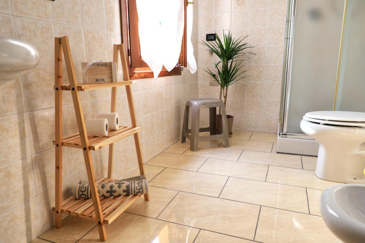 Emily House Vignola Apartment Виньола Екстериор снимка