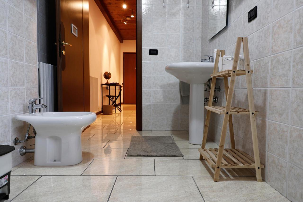 Emily House Vignola Apartment Виньола Екстериор снимка