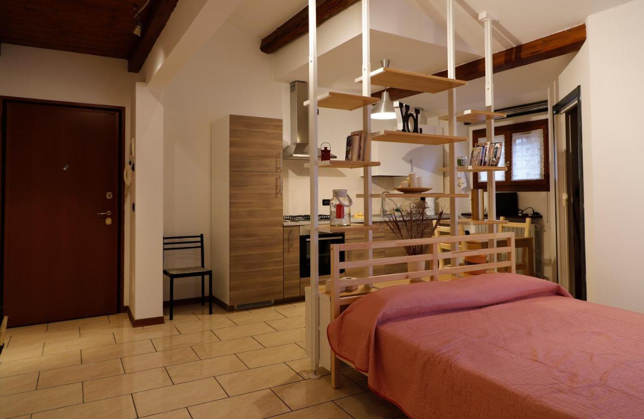 Emily House Vignola Apartment Виньола Екстериор снимка